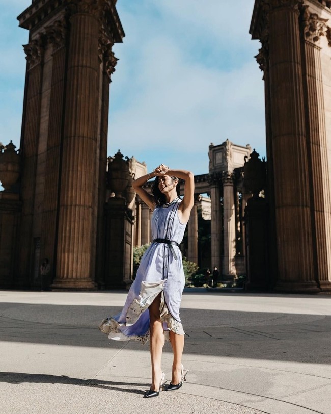 Terakhir ia sudah dibayar empat hingga lima digit sebagai brand ambassador sebuah program. Foto: Instagram @krystal_bick