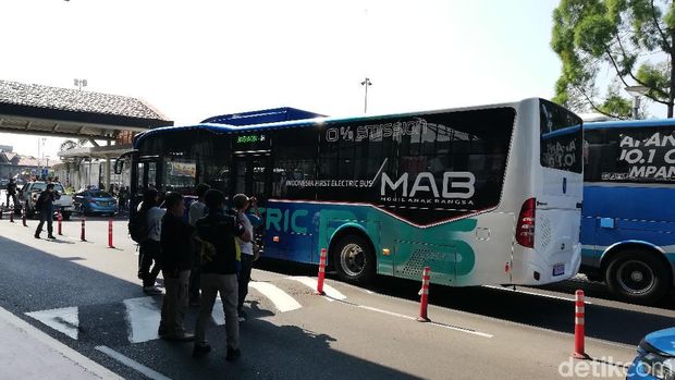 Bus Listrik Mobil Anak Bangsa