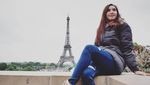 Foto Liburan Wewey Wita, Si Cantik Jago Silat Peraih Emas