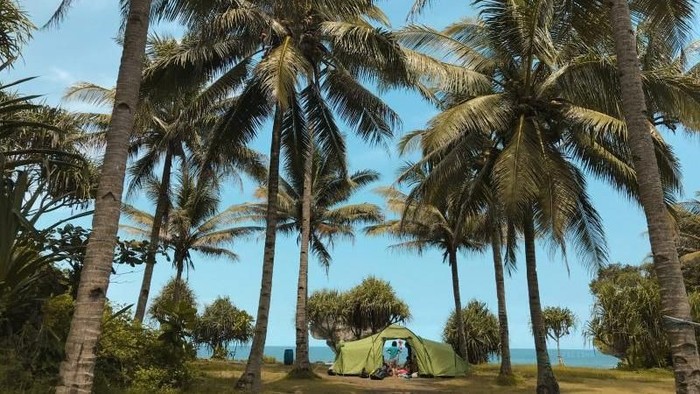 Pantai Madasari