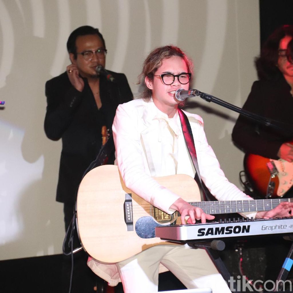 Jawaban Ngawur Dul saat Respons Soal Mulan Jameela Jadi Anggota DPR Jawaban Ngawur Dul saat Respons Soal Mulan Jameela Jadi Anggota DPR