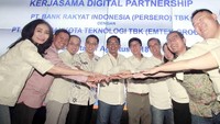 Bank BRI menggandeng Emtek Grup untuk pengembangan layanan digitalisasi perbankan antara lain layanan Digital Loan, Account Creation, dan Direct Debit. Foto: dok. BRI