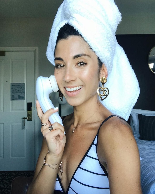 Aku suka bisa bangun setiap harinya, mengetahui aku sedang membangun sesuatu, untukku, olehku, yang bisa membuat dampak bagi wanita lain dalam hal yang positif, kata Krystal Bick. Foto: Instagram @krystal_bick