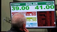 Argentina juga diprediksi akan kesulitan membayar utang berbentuk dolar AS di tahun 2019 nanti. Foto: dok. Reuters