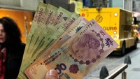 Pemerintah Argentina meminta pinjaman US$ 50 miliar atau Rp 725 triliun dari International Monetary Fund (IMF) di tengah krisis ekonomi yang terjadi. Foto: dok. Reuters
