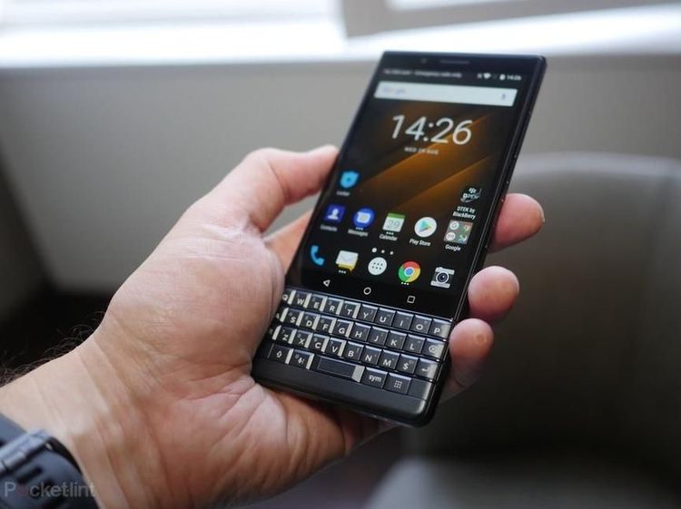 Wujud BlackBerry Key2 LE Goda Penggemar Keyboard Fisik