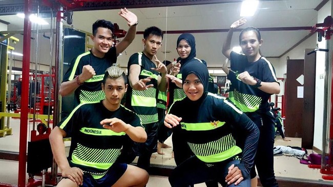 Hanifan dan Pipiet pertama kali bertemu pada Pekan Olahraga Nasional 16. Saat itu Pipiet membawa nama Jakarta dan Hanifan membawa nama Jawa Barat untuk mewakili pencak silat di kejuaraan umum. Foto: Instagram