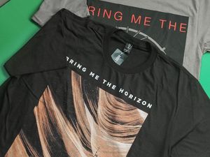 Eks Karyawan BUMN Banting Setir Jual Kaos Musik Beromzet Miliaran