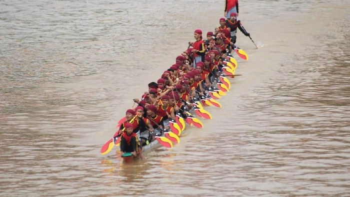 Pacu Jalur Kuansing