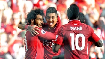 9. Liverpool mendapat cukup banyak uang jajan yang menyentuh angka 94 juta pound sterling, atau sekitar Rp 1,81 triliun. Foto: Peter Powell/Reuters