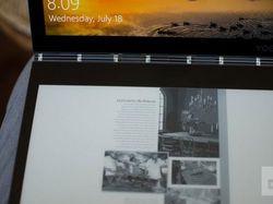 Wujud Keren Laptop Lenovo Pakai Layar Ganda