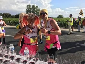Asyiknya Lari Marathon Sambil Cicip Wine, Keju, Es Krim dan Tiram