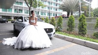Jika mendambakan mobil pengantin seperti mobil mewah Jaguar, Otolovers bisa mendatangi pameran yang diadakan PT Wahana Auto Ekamarga sebagai Authorized Dealer Jaguar di Indonesia dengan mengusung tema Winter Opulent dan bertajuk Beautiful Start to your Wedding Journey. Pameran ini digelar pada tanggal 31 Agustus - 2 September 2018 di Kempinski Grand Ballroom, lantai 11, West Mall Grand Indonesia - Hotel Indonesia Kempinski. Foto: Jaguar
