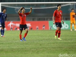 Korsel pun berhak atas medali emas, sementara Jepang medali perak.