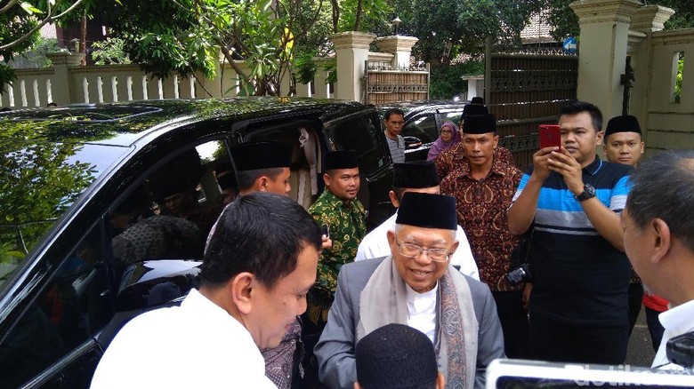 Abdul Somad Ngaku Diintimidasi, Maruf Amin: Tidak Ada Itu Abdul Somad Ngaku Diintimidasi, Maruf Amin: Tidak Ada Itu