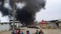 Kebakaran di Gudang Biji Plastik Gresik, Polisi: Titik Api dari Sini