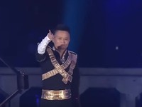 Aksi Jack Ma di selebrasi Alibaba pada 2017 lalu.