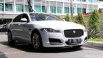 Mobil Mewah untuk Pengantin
