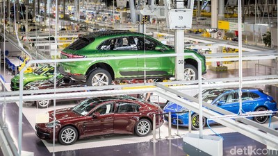 Intip Produksi SUV Porsche Macan