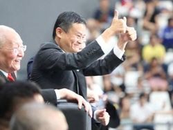 Beragam Ekspresi Jenaka Jack Ma