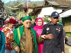 Menpar Apresiasi Pesan Perdamaian Pekan Pesona Pesantren di Ciamis