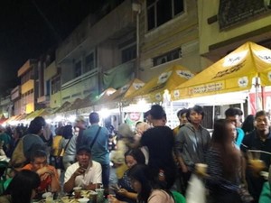 Akhir Pekan, Kulineran Yuk di Pasar Semawis Semarang