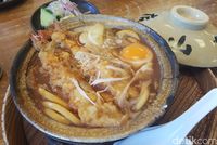Sluurp! Hangat Gurih Udon Berkuah Miso Merah Khas Nagoya