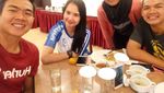 Cantiknya Wewey Wita, Penyumbang Emas di Pencak Silat Saat Makan Bareng Pacarnya