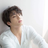 Jeon Jung Kook berada di posisi kedua pria tertampan di Asia 2018. Jung Kook merupakan seorang penyanyi dan anggota boy band Korea Selatan yaitu BTS. Pria kelahiran Busan 1997 ini pertama kali debut di industri hiburan Korea saat usianya masih 15 tahun pada 2013. Foto: bts.jungkook