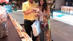 Hobi Masak, Intip 10 Momen Kulineran Ina Thomas