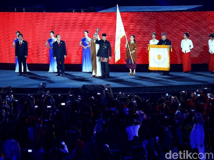China Terima Obor untuk Asian Games 2022