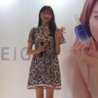 “Udara antara Jakarta dan Seoul memang berbeda. Di Jakarta saat ini memang terasa cukup panas. Jadi saya bawa gel krim sebagai pelembab kulit,” ujar Lee Sung Kyung di Ritz-Carlton Jakarta, Pacific Place, Sabtu (1/9/2018). Foto: Foto: Anggi Mayasari/Wolipop