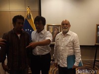 Blak-Blakan Wamenlu Venezuela soal Penyebab Krisis Ekonomi