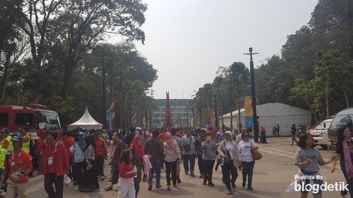 Penonton Closing Ceremony Asian Games Diminta Waspada Saat Bawa Anak