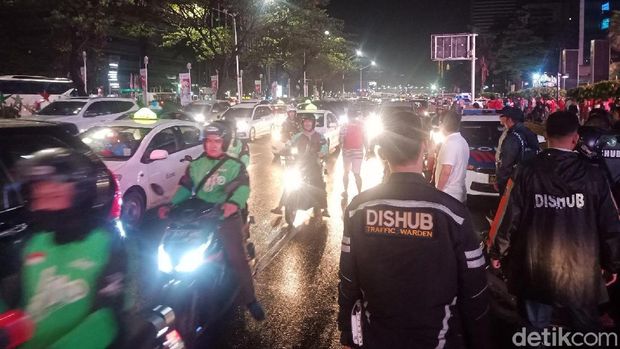Penutupan Asian Games Usai, Jalan Jenderal Sudirman Macet