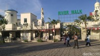 River Walk merupakan destinasi yang baru dibuka saat Lebaran tahun ini. Harga tiket masuknya Rp 50 ribu di hari kerja dan Rp 60 ribu saat weekend. (Angling/detikTravel)