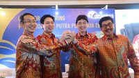 Garudafood akan mengeluarkan 10,34% dari modal ditempatkan dan disetor penuh, dan dana yang  diperoleh  akan digunakan untuk memperkuat modal kerja dan mendukung strategi bisnis jangka panjang. Pencatatan (listing) perdana saham di Bursa Efek Indonesia ditarget pada pertengahan Oktober 2018. PT Indo Premier Sekuritas ditunjuk sebagai penjamin emisi efek. Foto: dok. Garudafood
