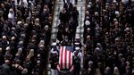 Foto: Tanpa Trump, Pemakaman McCain Dihadiri Obama Hingga Clinton