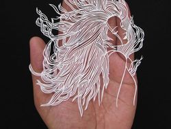 Karya Seni Luar Biasa dari Potongan Kertas Putih