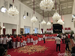Peraih Medali di Asian Games Datangi Istana Negara