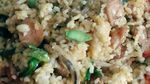Enaknya Minggu Pagi Sarapan Nasi Goreng Teri yang Gurih Renyah