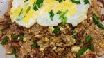 Enaknya Minggu Pagi Sarapan Nasi Goreng Teri yang Gurih Renyah