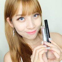 Selebgram Tanah Air, Rini Cesillia tewas secara tragis pada Desember 2016 silam. Beauty influencer dengan followers Instagram lebih dari 10 ribu itu meninggal karena tersetrum di kamar mandi saat tengah berlibur di Bali. Rini meninggal di usia 27 tahun.  Foto: dok. Instagram