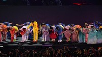 Huangzhou, China merupakan tuan rumah Asian Games 2022 mendatang. Setelah prosesi serah terima tuan rumah, ada penampilan yang dipersembahkan pihan Hangzhou (Foto: ANTARA FOTO/INASGOC/Eka Nickmatulhuda)