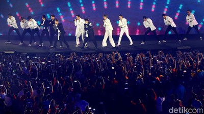 Super Junior Bikin GBK Berisik di Closing Asian Games