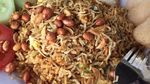 Enaknya Minggu Pagi Sarapan Nasi Goreng Teri yang Gurih Renyah