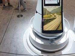 Dibuat Takjub Lorong TV Raksasa LG