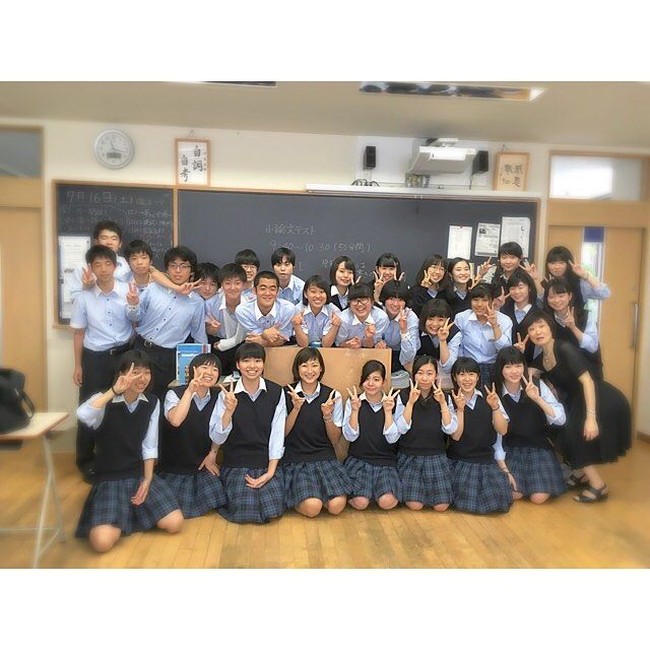 Seperti remaja lainnya, ia pun tampak kerap menghabiskan waktu bersama teman meski berprofesi sebagai seorang atlet. Foto: Instagram @ikee.rikako