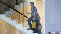 Kasus ini bermula dari Operasi Tangkap Tangan (OTT) KPK pada 13 Juli 2018. Saat itu, KPK menangkap Eni Maulani Saragih di rumah dinas Menteri Sosial Idrus Marham. Sebelumnya KPK telah menangkap Budisutrisno Kotjo. Dalam perjalanannya, Mantan Menteri Sosial Idrus Marham pun menjadi tersangka karena dianggap menerima janji uang suap sebesar USD 1,5 juta dari Kotjo jika perusahaannya berhasil memenangkan proyek PLTU Riau-1.
