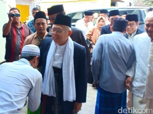 Relawan Maruf Amin Bertemu Bhante Dhammasubho